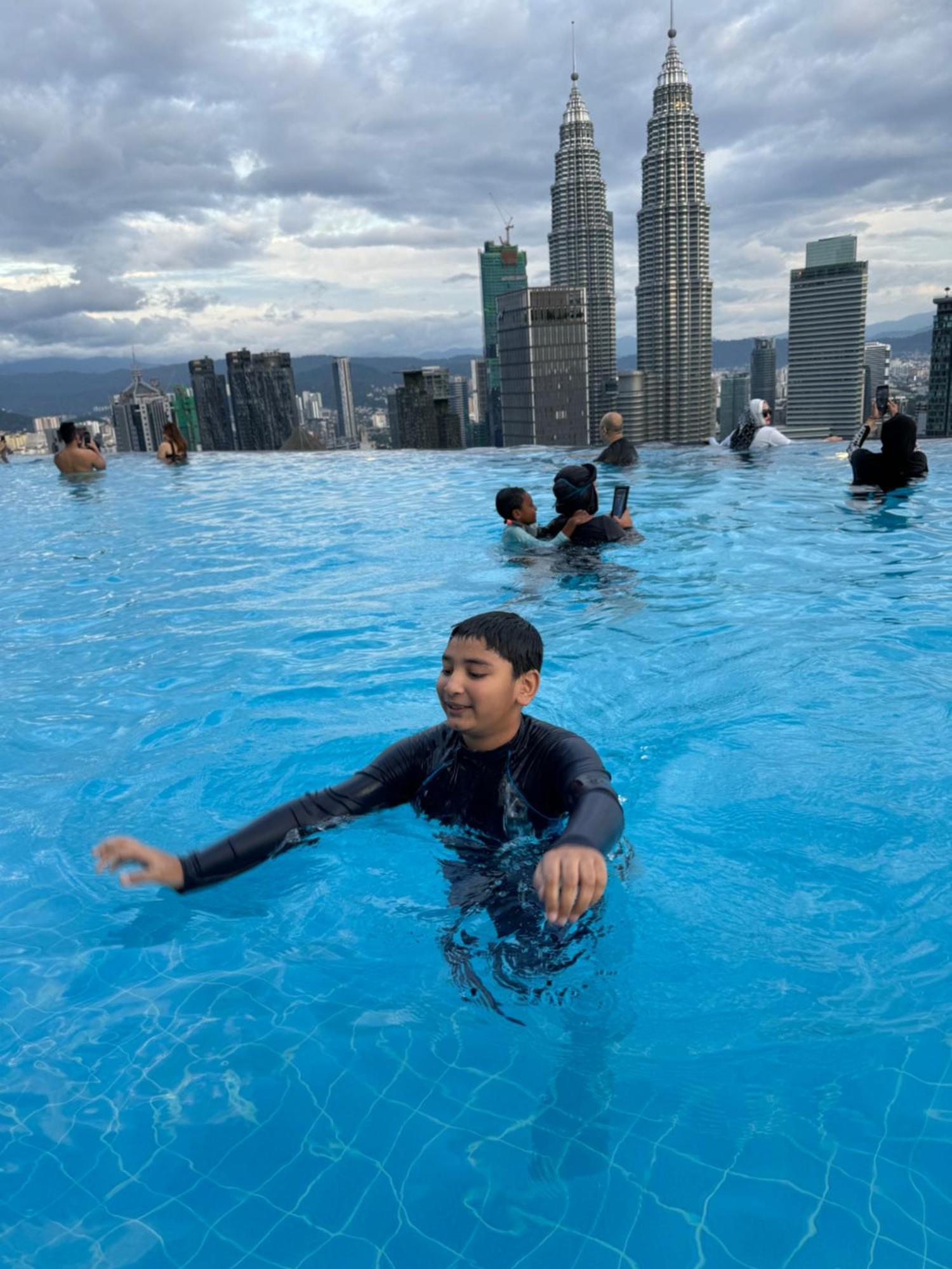 Appartement Platinum 2 Klcc By Infinity Pool à Kuala Lumpur Extérieur photo